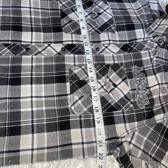 Affliction Hooded Snap Up Tee. L - Picture 10 of 15